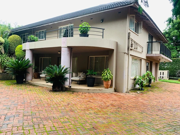 5 Bedroom House