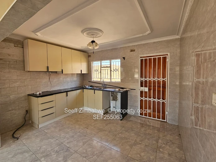 Cozy 2-Bed Braeside Cottage with Full Utility Backup