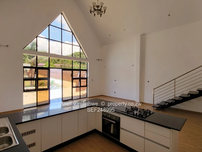 Modern 4-Bed Cluster Home — Private Garden, Pool, Gym, Close to Reekworth School