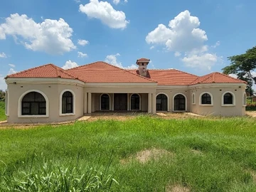 5 Bedroom House