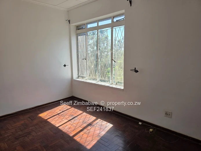 Three-bedroom apartment in the heart of the CBD, Bulawayo